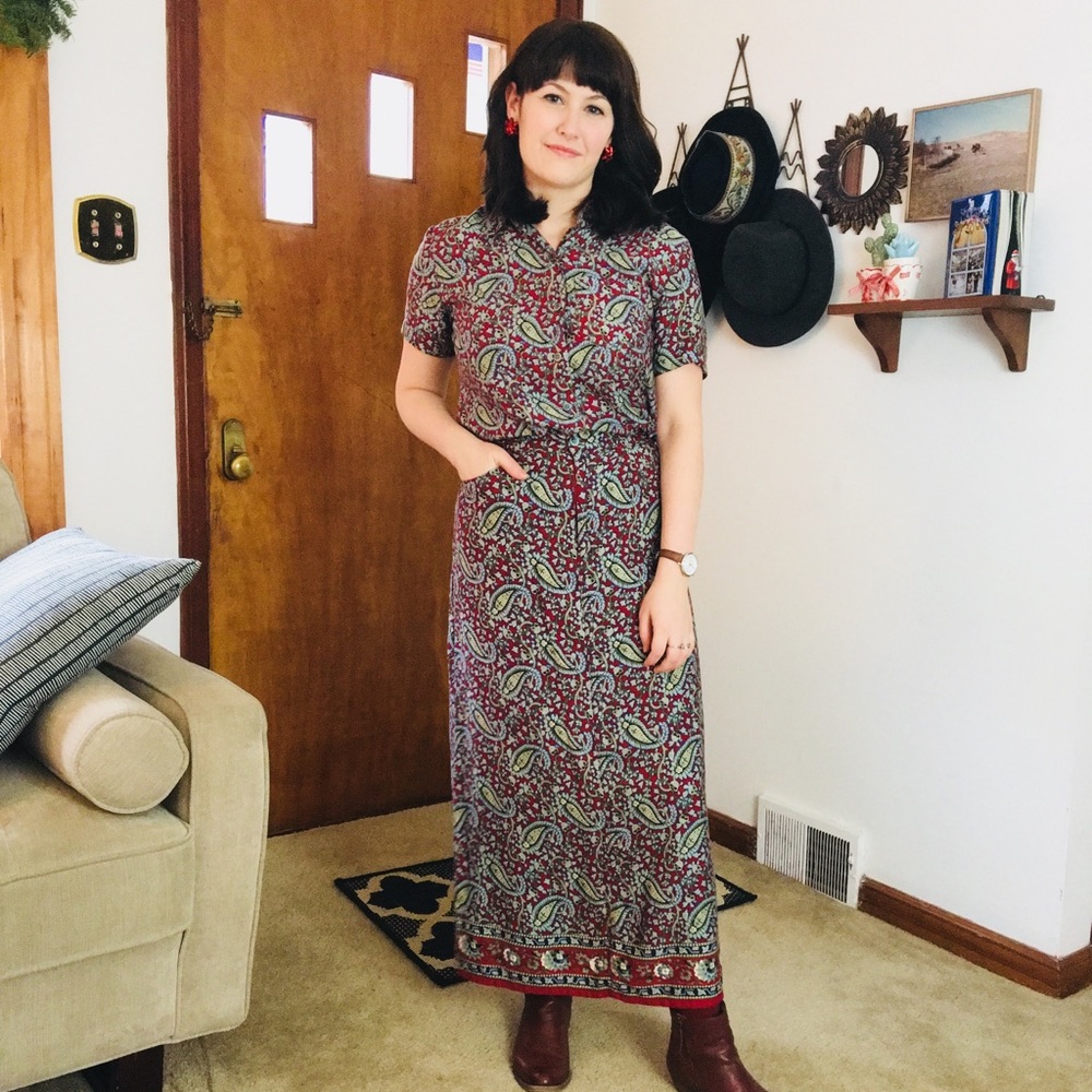 Paisley Patterned Matching Skirt Set
